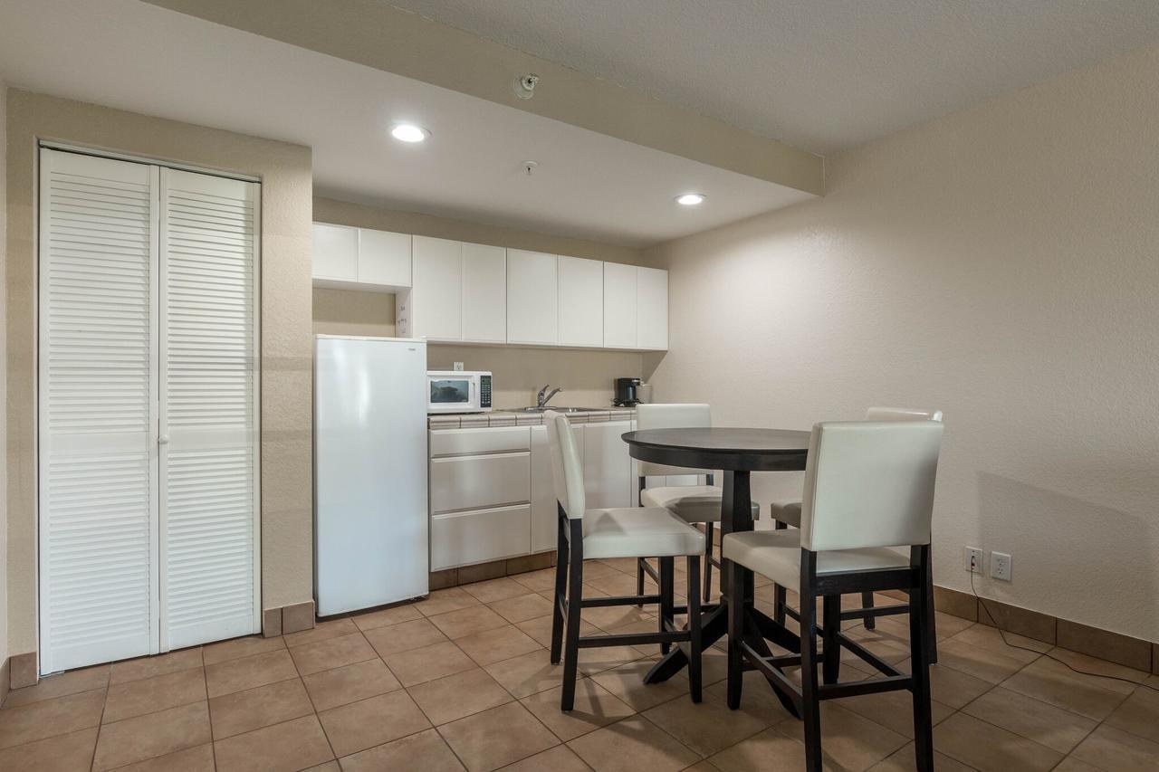 Baymont By Wyndham Punta Gorda/Port Charlotte Otel Dış mekan fotoğraf
